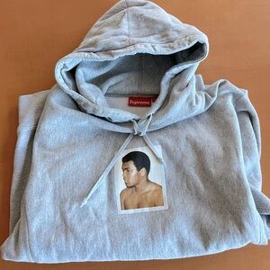 Supreme - Muhammad Ali grey hoodie